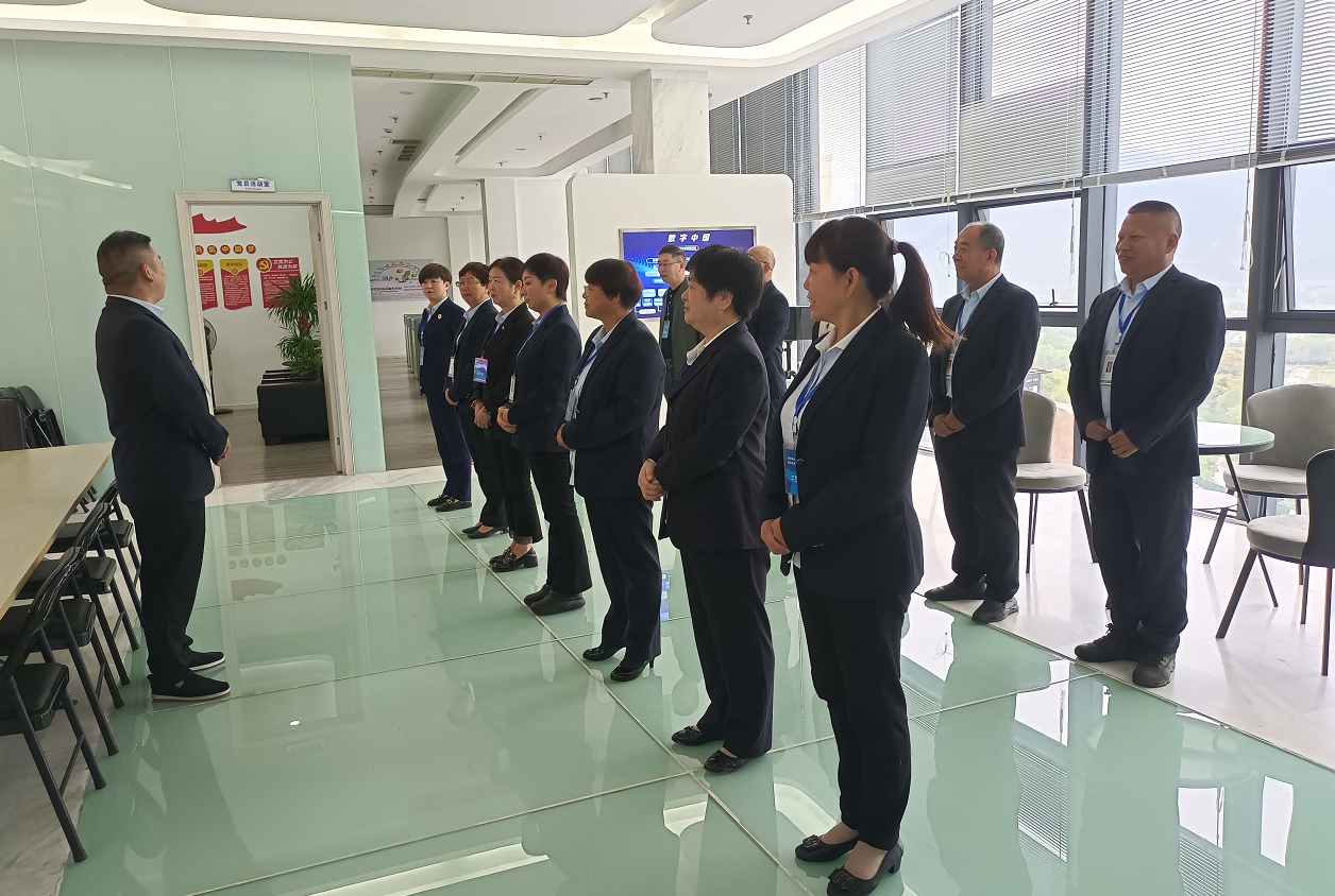 社区征文优秀文章展览——丽水宏冠有这么一群人